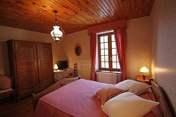 Avec Salon, Chez Marie-jo Frühstückspension Aigneville